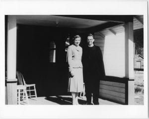 R. Grant Bracewell with wife Eleanor